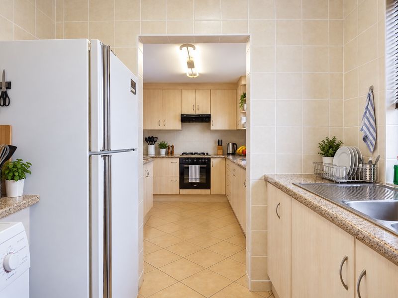 Seller says- Bring your offer! - Photo 2