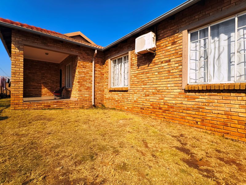 Spacious Three bedroom Townhouse in Kosmsdal - Photo 2