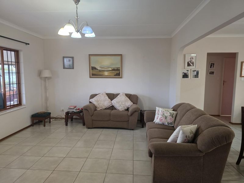 Pristine Property in Amber Lakes - Photo 7