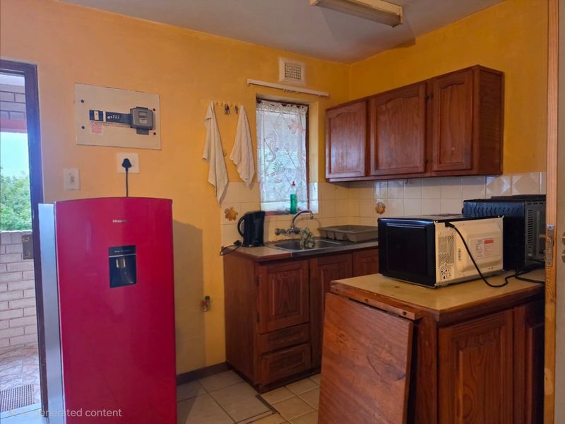 Charming flat for sale in  Umkomaas with ocean view - Photo 4
