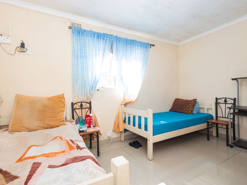 INVESTMENT OPPORTUNITY | 6-BEDROOM HOME IN QUIET CUL-DE-SAC NEAR UWC & CPUT - Photo 4