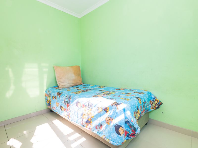 INVESTMENT OPPORTUNITY | 6-BEDROOM HOME IN QUIET CUL-DE-SAC NEAR UWC & CPUT - Photo 9