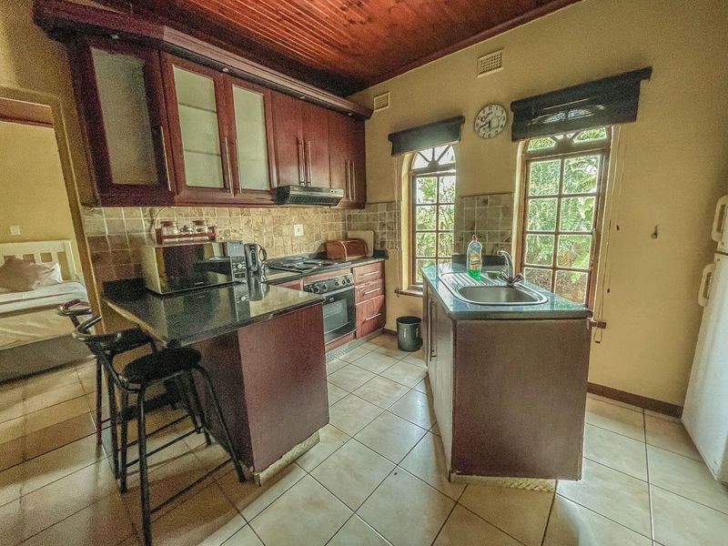 10 Room Bed & Breakfast in Empangeni - Photo 7