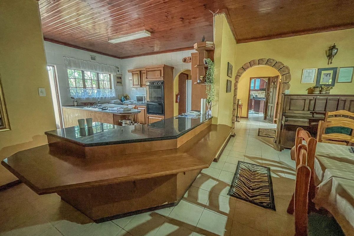 10 Room Bed & Breakfast in Empangeni - Photo 4