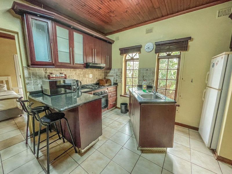 10 Room Bed & Breakfast in Empangeni - Photo 8