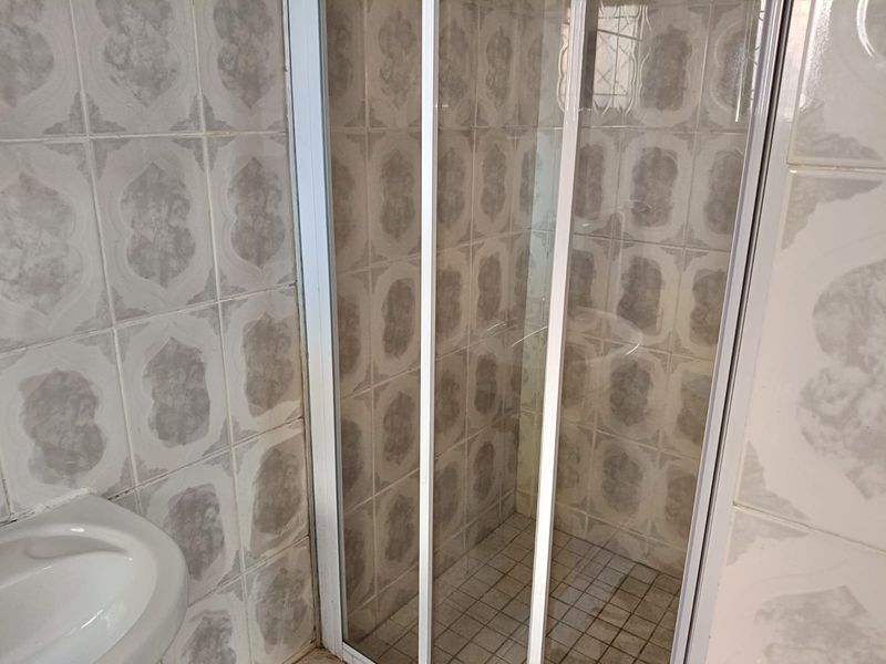 Central Garden Flat to Let - Photo 9