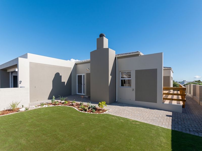 House For Sale In Langebaan - Photo 1