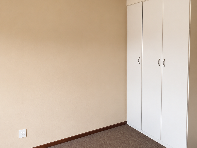 Your Perfect Home Awaits – Move-In Ready Apartment - Photo 4