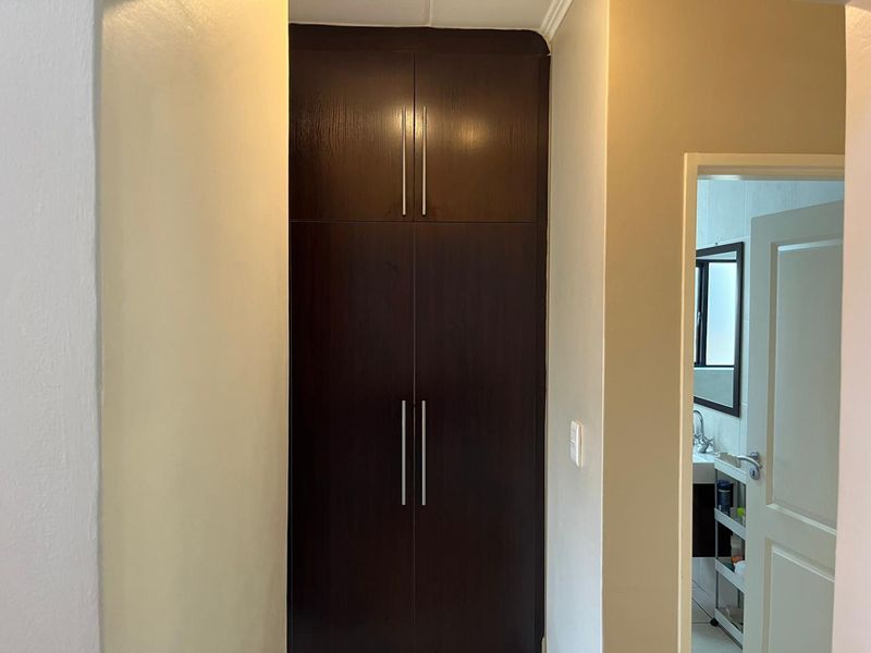 Stylish 3-Bedroom Double-Volume Home in Secure Solheim Complex - Photo 7