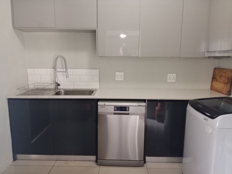 Stunning 4-bedroom Freehold home in Verwoerdpark, Alberton—perfect for families seeking comfort! - Photo 6