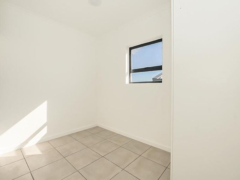 FIRST FLOOR | 2 BEDROOM UNIT | SEA BREEZE VILLAGE - Photo 8