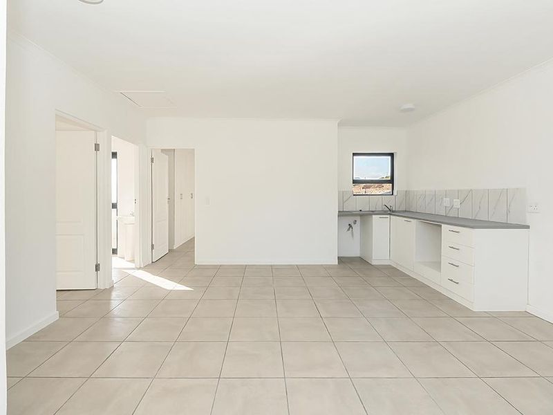 FIRST FLOOR | 2 BEDROOM UNIT | SEA BREEZE VILLAGE - Photo 3