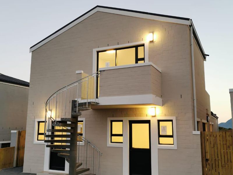 FIRST FLOOR | 2 BEDROOM UNIT | SEA BREEZE VILLAGE - Photo 1