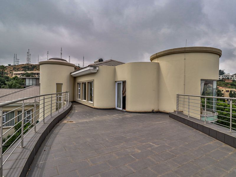 Elevate your Lifestyle in Bedfordview - Photo 6