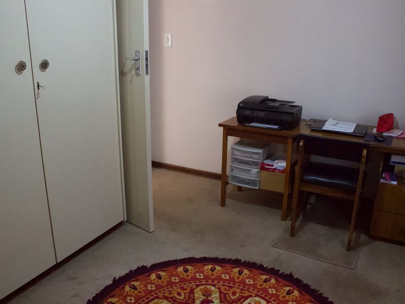 Beautiful 4 Bedroom house in Edleen - Photo 9