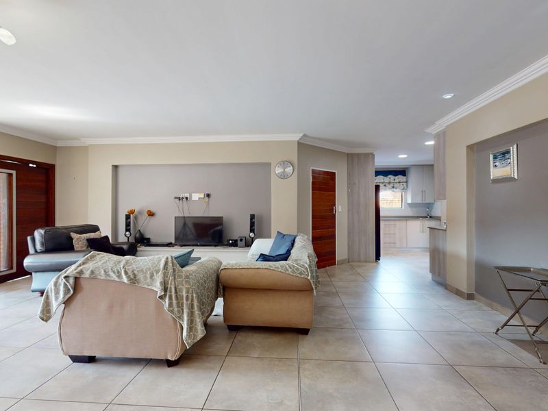 Secure Estate Living... A Place You'll Love to Call Home. - Photo 9