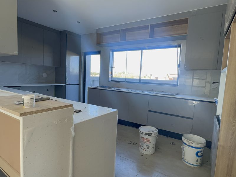Exceptional Modern Living in a Newly Built 4-Bedroom Home - Photo 5