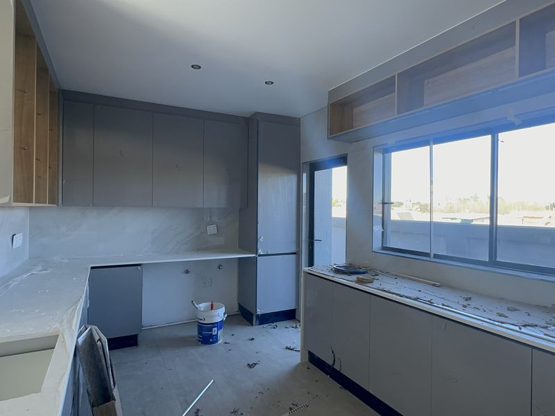 Exceptional Modern Living in a Newly Built 4-Bedroom Home - Photo 8