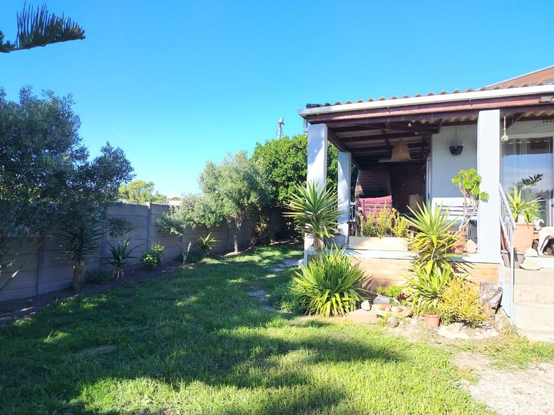 House For Sale In Gansbaai - Photo 4