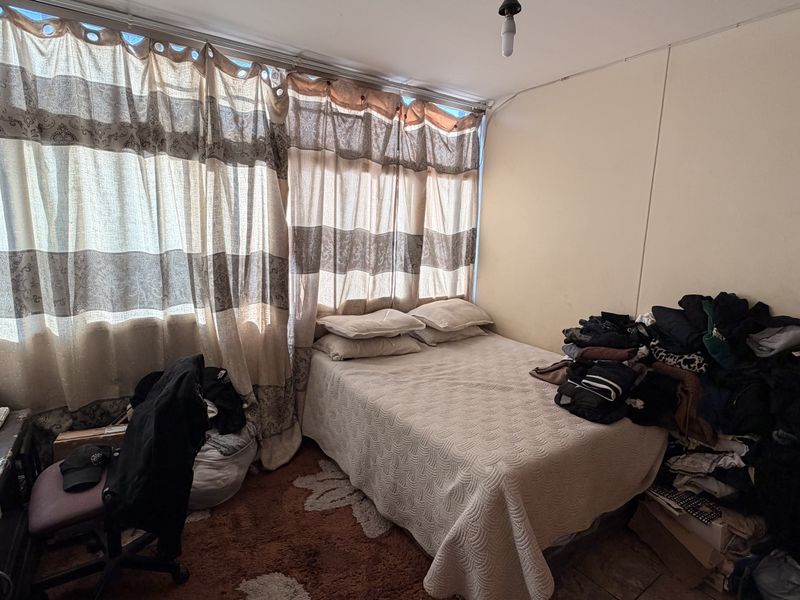 One bedroom apartment for sale in Mucklenuek Pretoria - Photo 6