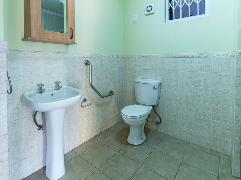 Retirement Living. Cosy by Design. On First Floor!!! - Photo 10
