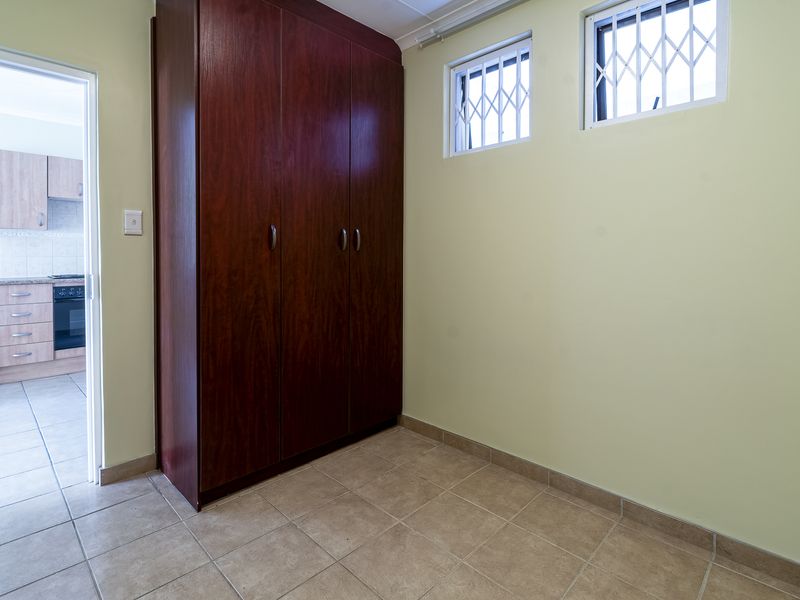 Retirement Living. Cosy by Design. On First Floor!!! - Photo 9