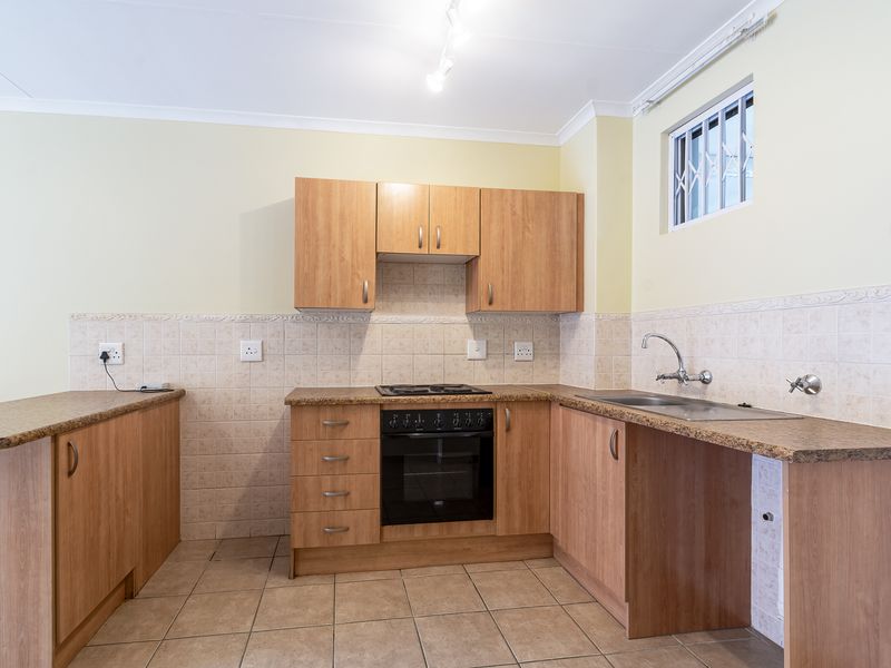 Retirement Living. Cosy by Design. On First Floor!!! - Photo 6