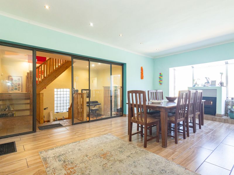 Stunning freestanding home in Wellway Park, Durbanville. Your dream home awaits! - Photo 7