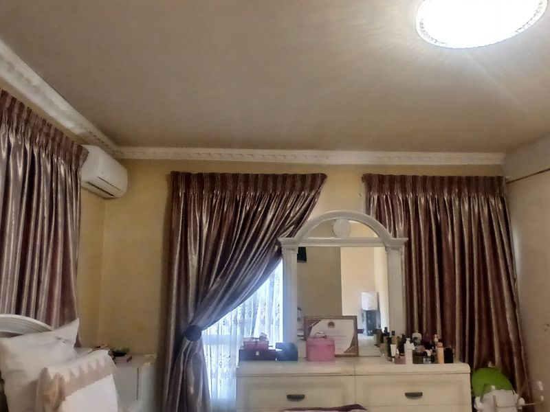 Every Bedroom En-Suite | Modern Double-Storey Home in New Market Park - Photo 7