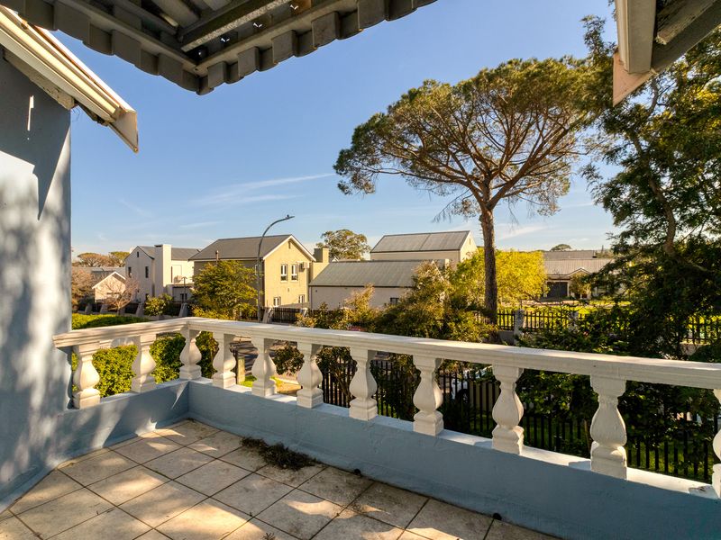 A Rare Landmark Opportunity in Audas Estate: Prime Heritage Property - Photo 7
