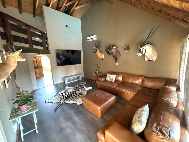 Spacious 4-Bedroom Family Home with Pool, Lapa & Inverter – Available to Rent - Photo 10