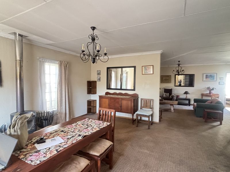 Centrally located House with flat - Photo 4