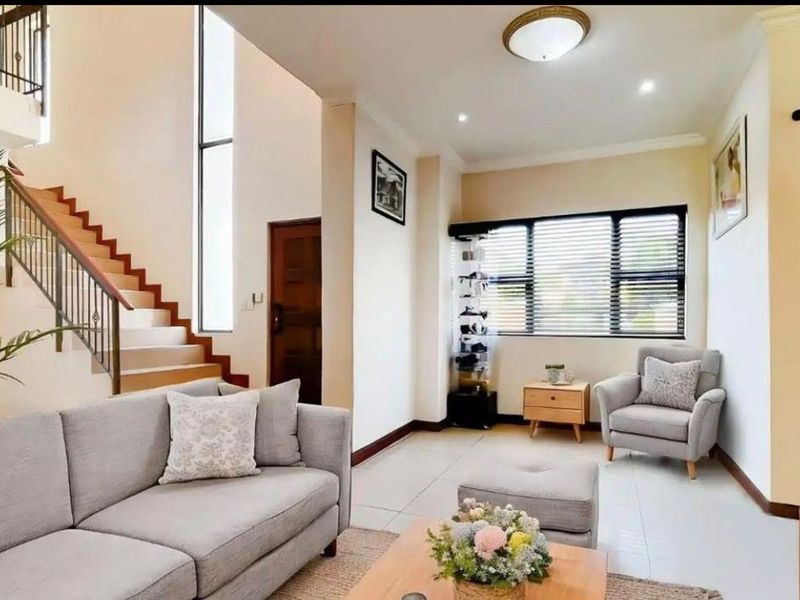 Gorgeous 4 Bedroom House for sale in luxurious ESTATE!!! - Photo 6