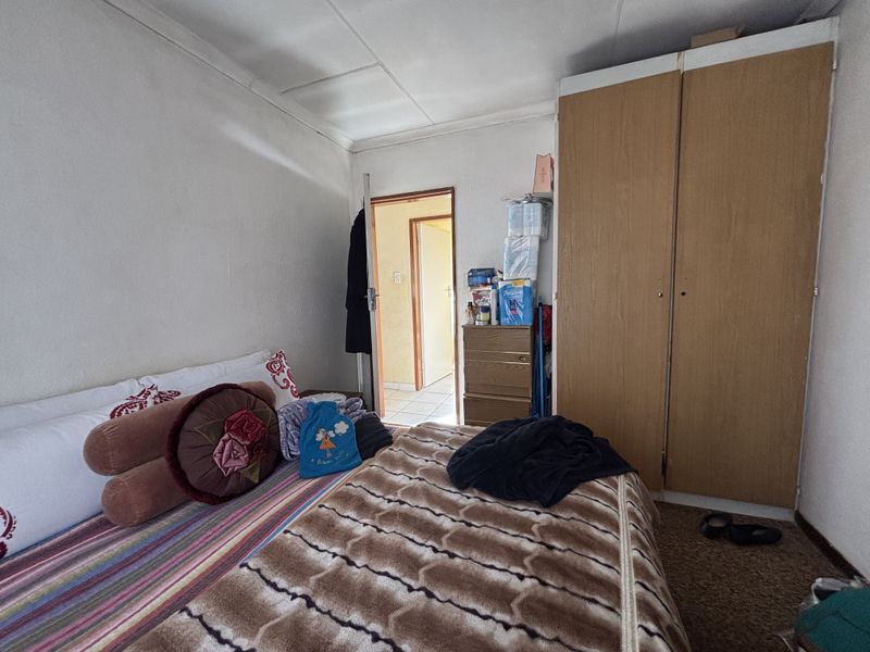 Affordable Family Home on a Spacious Stand in Quiet Street - Photo 10