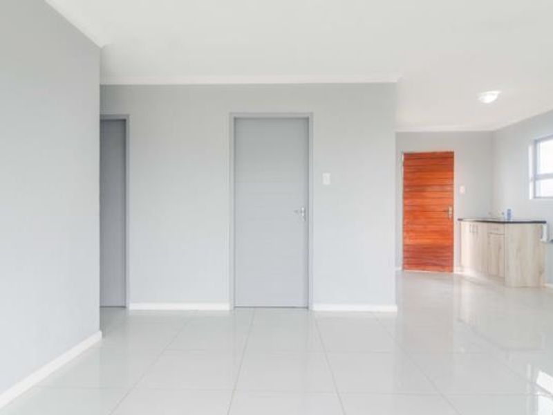 Modern 50m2  New Development Property in Reiger Park, Boksburg - Photo 8