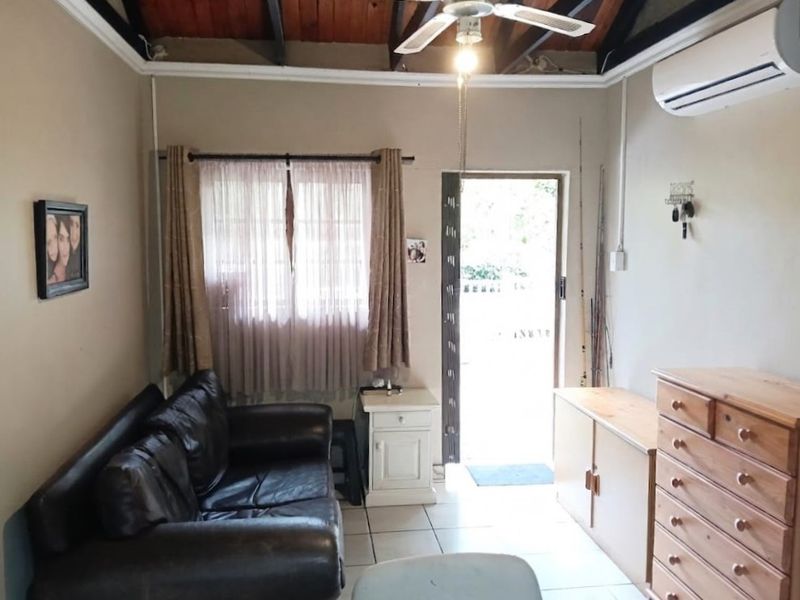 Charming & Private One-Bedroom Garden Cottage:  Perfect Pet-Friendly Retreat! - Photo 2