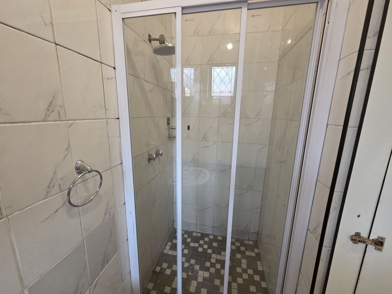 Studio Apartment In Prime Location With Parking - Photo 6