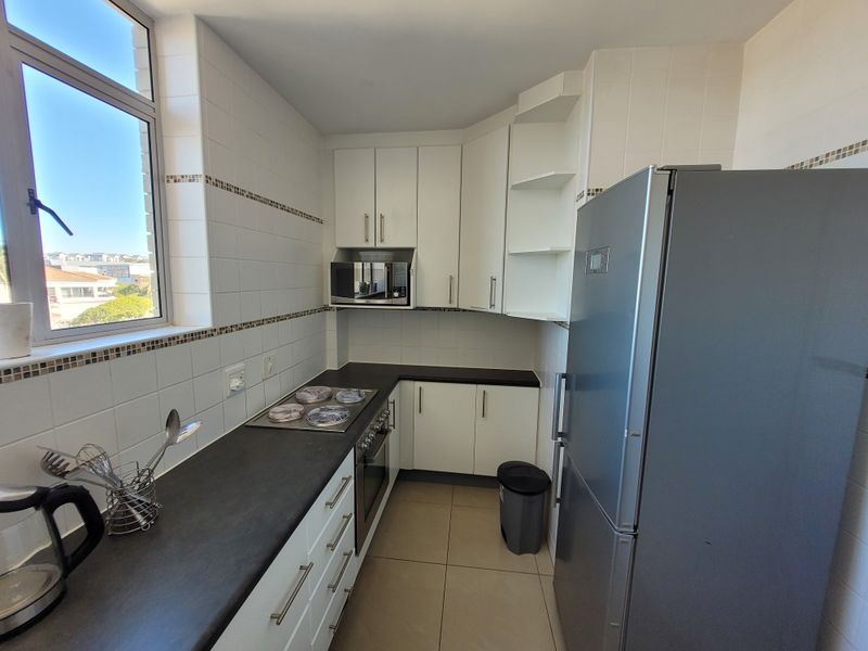 Furnished 2-Bedroom Apartment with Stunning Sea Views | Marine Towers - Photo 10