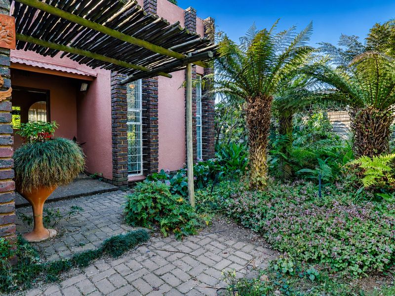 Bidding to start from R1 450 000!! Live Auction!! Family House 4bed,2bath - Photo 4