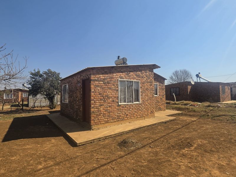 First-Time Buyer or Investor Opportunity! - Photo 8