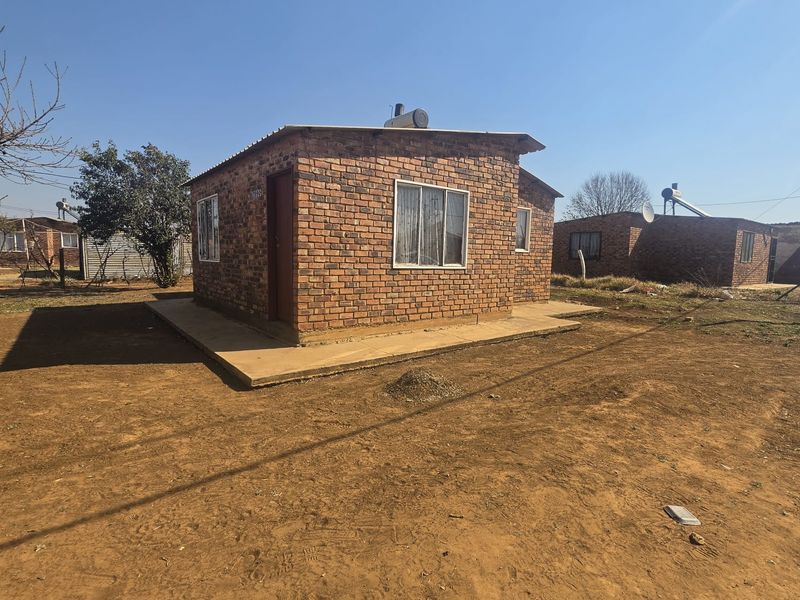 First-Time Buyer or Investor Opportunity! - Photo 7