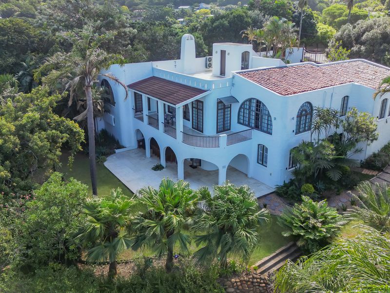Landmark La Lucia Estate with Development Potential and Spectacular Sea Views - Photo 3