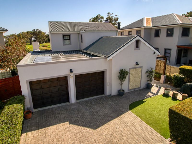 Modern Estate Living with Beautiful Golf Course Views - Photo 2