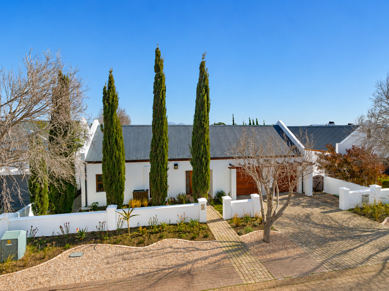 Luxury Meets Vineyard Living - Photo 1