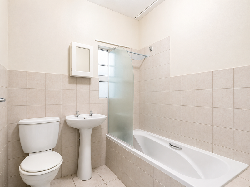 Ideal For Modern Living and Investment Opportunities! - Photo 8