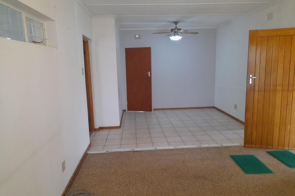 Oudtshoorn North Rental - Photo 3