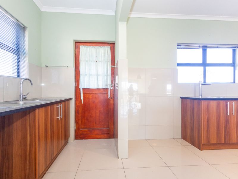 Beautiful Home To Rent in Kaapsig, Brackenfell - Photo 5