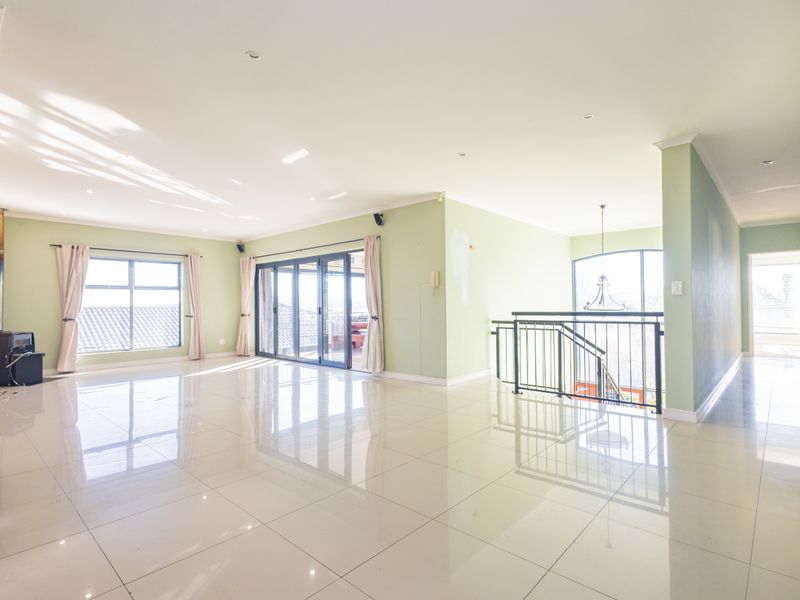 Beautiful Home To Rent in Kaapsig, Brackenfell - Photo 9