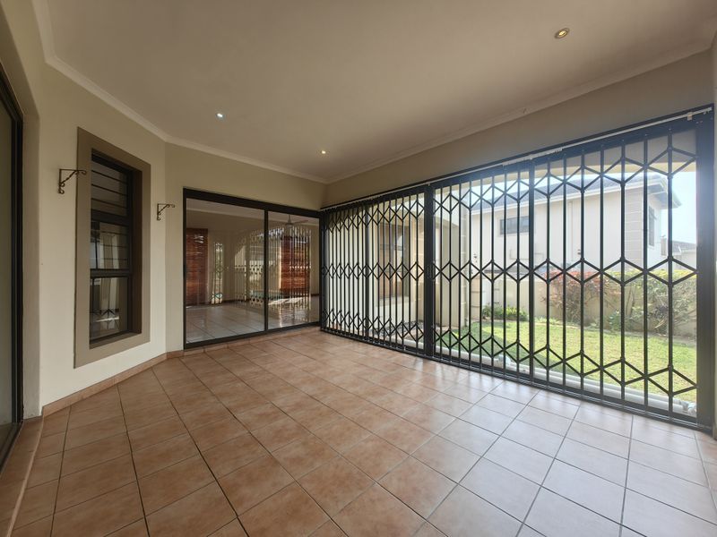Townhouse For Sale In Scottburgh - Photo 10