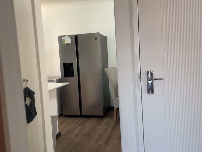 Neat Two Bedroom Available Now In Daffodil Gardens - Photo 8